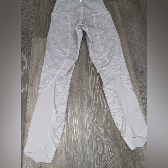 Lululemon Wunder Under Crop High-Rise *Roll Down Scallop Full-On Luxtreme 23" - Picture 9 of 13